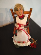 2005 Byers Choice Caroler Winterthur Grandmom Knitting Stocking Rocking Chair picture