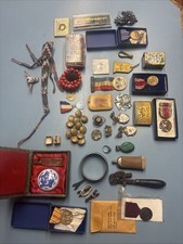 Trinket Lot Vintage Odd Fellows Medals Buttons Pin Ring Bracelet Pendant Antique picture