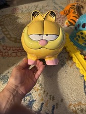 Vintage PAWS Garfield Ceramic Round Piggy Bank 1997 picture