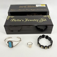 NECA TWILIGHT SAGA NEW MOON BELLA'S AUTHENTIC PROP REPLICA JEWELRY SET RARE USED picture