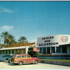c1950s Indio CA Shields Date Garden Postcard Salesroom Woodie Station Wagon PC picture