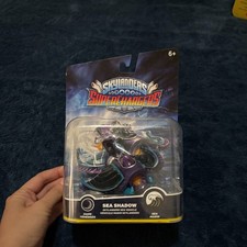Skylander Superchargers sea shadow collectible picture