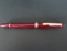 Montblanc Meisterstuck 144 Fountain Pen 14K Bordeaux M Nib With Box picture