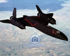 LOCKHEED SR-71A BLACKBIRD BEALE AIR FORCE BASE 1988 8X10 PHOTO picture
