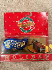 Hot Wheels Holiday Special Edition Collector Case Car Ornament 1996 Christmas picture