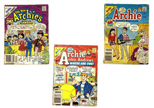 The Archie Digest Comics Lot of 3 Vintage Paperback Comic Books picture