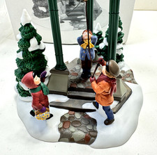 Dept 56 Christmas Bells 1996 Special Event Piece Heritage Villiage 98711 MINT picture