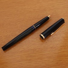 Pelikan Vintage Fountain Pen Black Gold Clip Japan picture