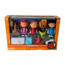 Peanuts It's the Great Pumpkin, Charlie Brown Collection Playing Mantis 2003 NEW picture