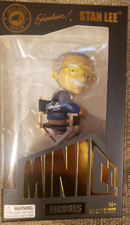2022 SD Comic-Con Exclusive MiniCo Stan Lee Blue Sweater - Iron Studios picture