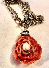ROSE W/A CARVED WHITE LEAF  W Yellow Center Tibetan SS Rose Cap… BEAUTIFUL GIRLY picture