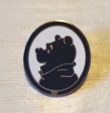Disney Trading Pin - Character Silhouette Winnie the Pooh Bear picture