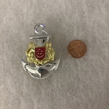 Singapore Navy Officer's Cap Badge WB picture