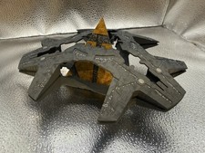 Eaglemoss Stargate SG-1 Goa'uld Ha’tak Mothership By Master Replicas Displayed picture