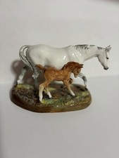 ROYAL DAULTON The Gude Grey Mare Figurine #HN2532 Horse and Foal  Mint picture