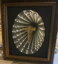 Vintage 3D Infinity Mirror Crucifix – Illuminated Jesus on Cross in Ornate Frame picture