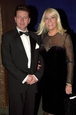 ACTRESS WENDY RICHARD FRIEND JOHN BURNS AT AUNTIES ALL TIME GREATS- Old Photo picture