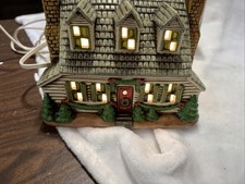 Lefton 1986 Colonial Christmas Village King’s Cottage, Vintage, #05890 In Box picture