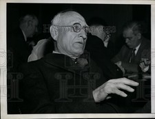 1947 Press Photo Dr. A E Morgan gives a testimony - nef26286 picture