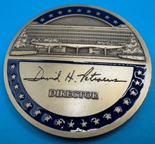 Authentic 4th Director of the CIA David H. Petraeus Obama VHTF Challenge Coin picture