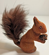 Vtg Wagner Kunstlerschutz Germany Squirrel Figurine Flocked Fur Tail & Pine Cone picture