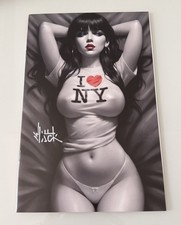 VAMPIRELLA #672 NYCC EXCLUSIVE VIRGIN VARIANT COVER BY WILL JACK NM 2025 picture