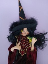 Annalee Pretty Witch with Frog and Magic Wand 19