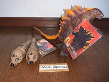 2025 Movie Monster Burning Godzilla 2019 & Twin Mothra Larvas 2003 Figure Set picture