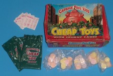 1986 Garbage Pail Kids * Cheap Toys * Empty Box w/ wrappers, checklists & candy picture