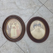 Lot Of 2 - Antique Victorian Oval Walnut Picture Frames - 13