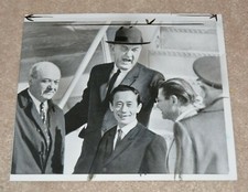PRESIDENT LYNDON BAINES JOHNSON VINTAGE HAWAII VIETNAM ORIGINAL PRESS PHOTO  picture