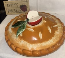 ( USED ) Apple Pie Cover Keeper, ( USED ) Doesn’t Keep Fresh For Decoration Only picture