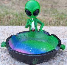 Ceramic Smoking Alien Ashtray Ash Catcher Perfect Gifts for Smoker Friends picture