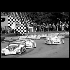 Photo A.027165 PORSCHE 956 DEREK BELL JACKY ICKX BRANDS HATCH 1000 KM 1982 picture