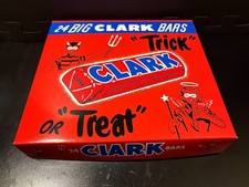 1950s Clark Bar (Halloween, variation #2) - Custom design display box picture