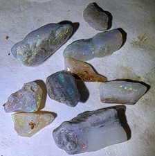 Australian Opal Rough Mintabie 37 cts picture