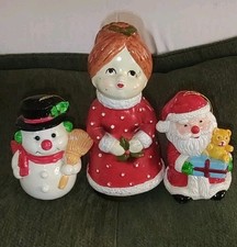 Vintage Japan Christmas Music Box 7” Working Moving + Taiwan Figurines Lot picture