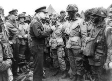 1944 General Dwight Eisenhower Gives D-Day Orders PHOTO World War 2, Army  picture