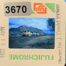 Original 35mm FUJICHROME Slide 2004 Freight Train Mountain Railroad Photo 3670 picture