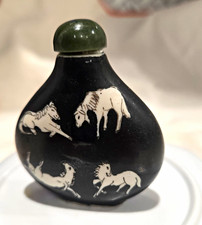 Chinese Black snuff  Bottle White Horse Design w/ Green Stopper , Marked picture
