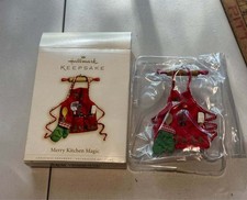 Hallmark Keepsake Merry Kitchen Magic Christmas Ornament picture