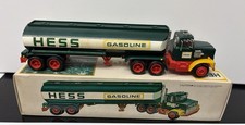 1977 Amerada Hess Truck in Original Box Hose Attached picture