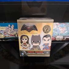 Funko Batman V Superman Vinyl Figure Mystery Mini MT picture