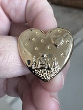 Dreamworks Variety Club Shrek Fiona Donkey Heart Shaped Gold Tone Pin NOS picture