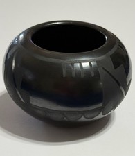 Vntg Signed Donicia & Juan Tafoya San Ildefonso Pottery Jar Pot Native Southwest picture
