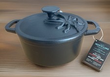 Smith & Clark Black Spider Cast Iron Dutch Oven 3 Qt Halloween Cauldron  picture