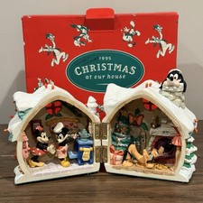 Disney 1995 Christmas At Our House Minnie Holiday House Goofy Hinged Box w/ Box picture