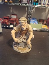 Vintage Capodimonte Blacksmith Figurine – Italian Porcelain – Anvil Scene – Miss picture