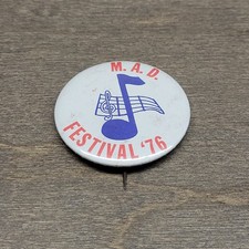 M.A.D. Festival 1976 Pin Button Pinback Music MAD Vintage Musical Note '76 picture