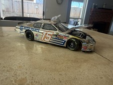 Michael Waltrip. #15 Napa  2005 Monte Carlo Diecast 1-24 scale Chrome picture